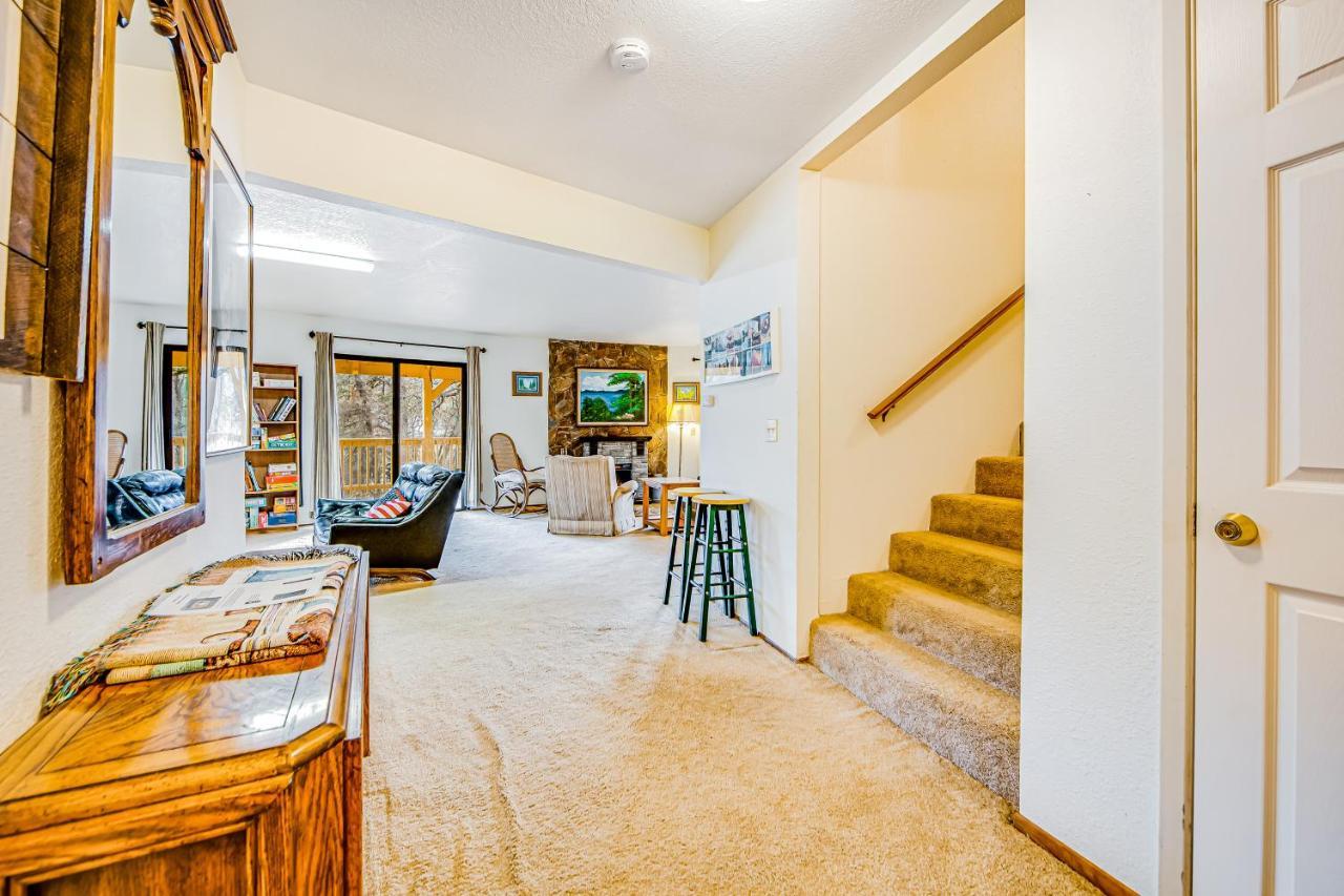 Luring Lakefront Landing 格罗夫兰 外观 照片